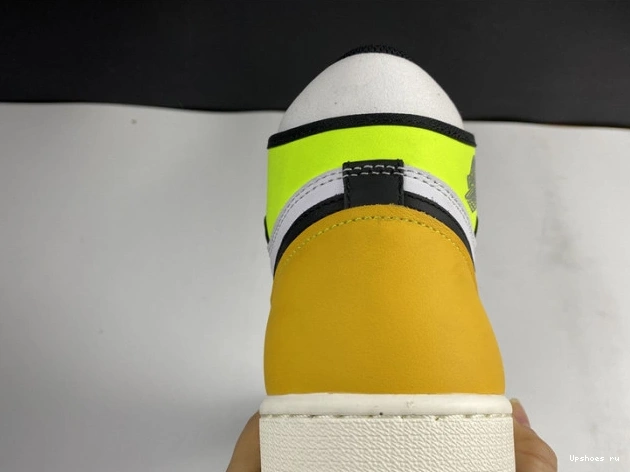 1  Retro Gold' High OG Air 'Volt 555088-118 Jordan 0102